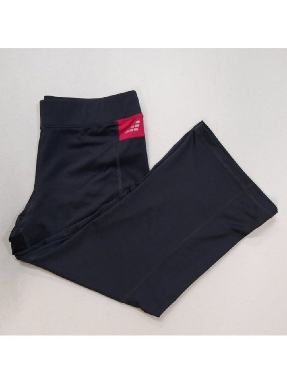 BCG Capri Medium Mid-Rise 27x20 Women's Active Wear Capri